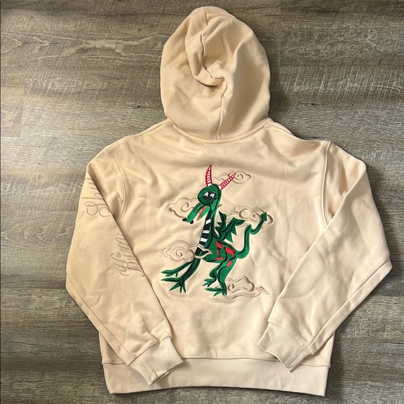 VeeFriends x Kim Shui Driven Dragon Hoodie Size Medium
